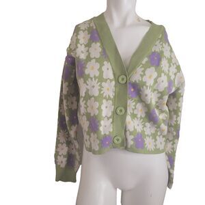Madeline & Monroe M,L cardigan sweater flower graphic print cozy chic